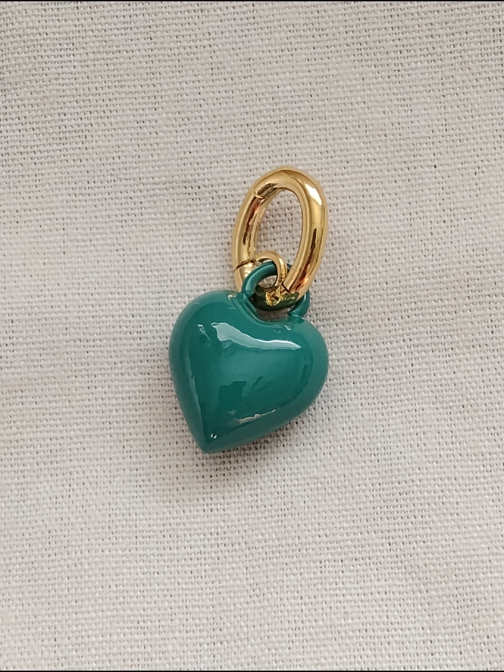 Roxanne Assoulin The Itsy Bitsy Puffy Heart Charm